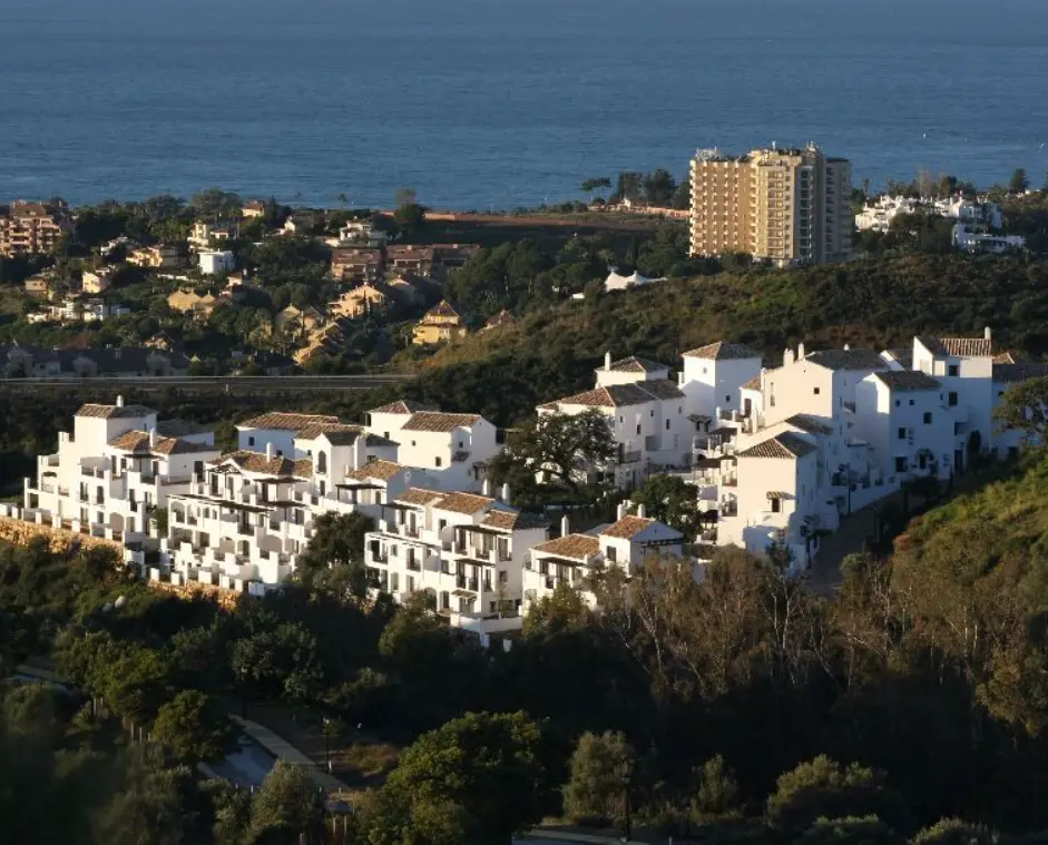 los monteros barrio de lujo marbella
