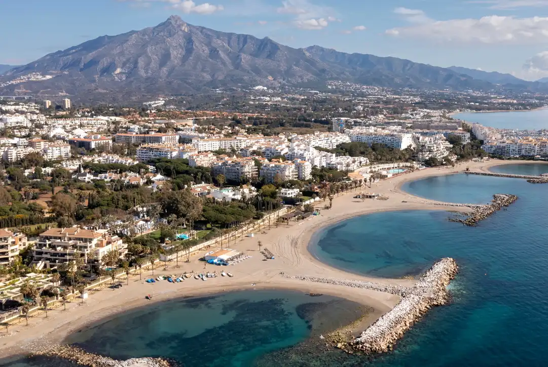 nueva andalucia barrio lujo